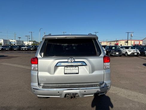 Used 2011 Toyota 4Runner SR5 w/ Premium Pkg w/Leather AWD/4WD image 6
