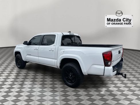 Used 2022 Toyota Tacoma SR5 image 3