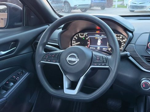 Used 2024 Nissan Altima 2.5 SV AWD/4WD image 33