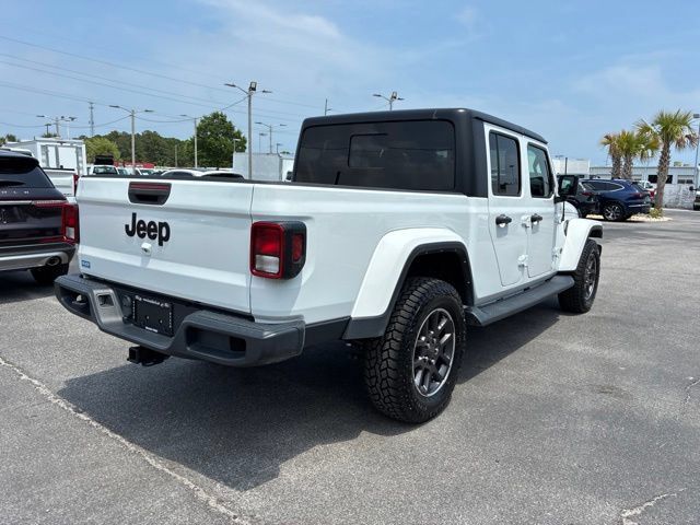 Used 2021 Jeep Gladiator Overland w/ Trailer Tow Package AWD/4WD image 3