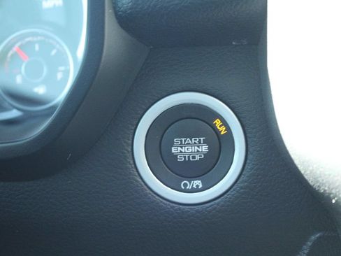 Used 2020 RAM 1500 Big Horn w/ Built-to-serve Edition RWD image 25
