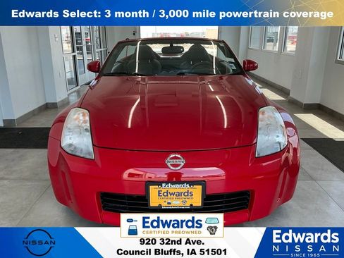 Used 2005 Nissan 350Z Grand Touring RWD image 2