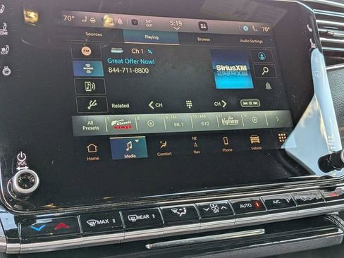 Used 2024 Jeep Wagoneer Series II w/ Flexible Seating Group image 22