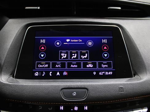 Used 2019 Cadillac XT4 Sport image 19