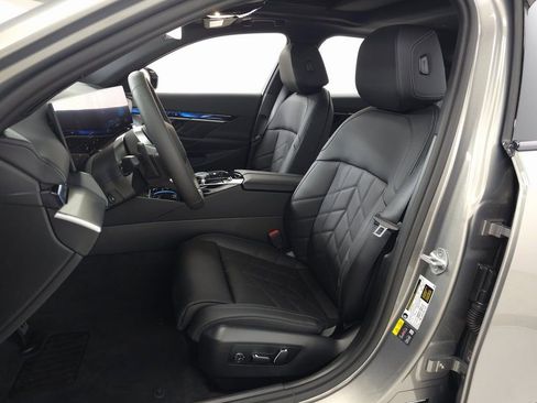 New 2025 BMW i5 M60 image 12