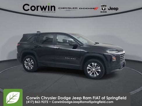 Used 2026 Chevrolet Equinox LT AWD/4WD image 1