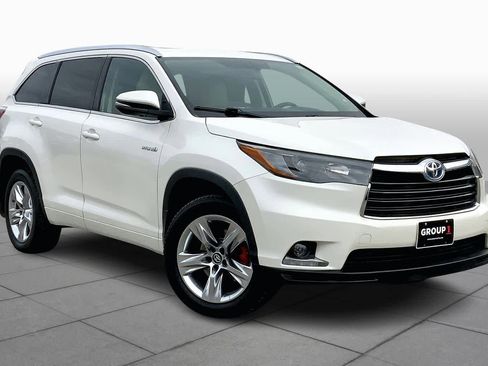 Used 2015 Toyota Highlander Limited image 2