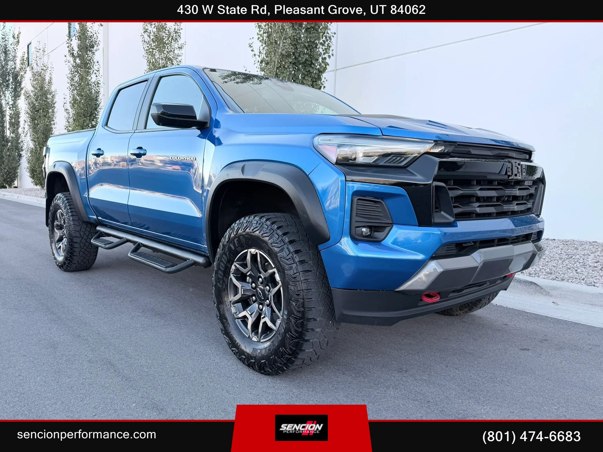 Used 2024 Chevrolet Colorado ZR2 w/ Technology Package AWD/4WD image 1