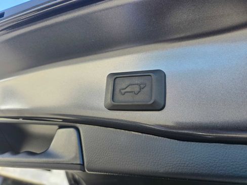 Used 2024 Toyota RAV4 XLE w/ Convenience Package image 18