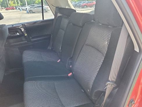 Used 2019 Toyota 4Runner TRD Off-Road AWD/4WD image 24