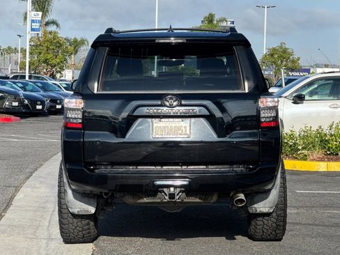Used 2021 Toyota 4Runner SR5 Premium w/ Moonroof Package image 5