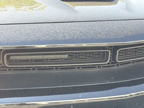 Used 2022 Dodge Challenger GT RWD image 11