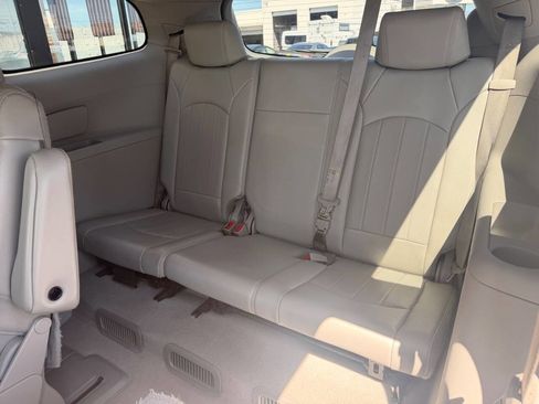 Used 2010 Buick Enclave CXL AWD/4WD image 14