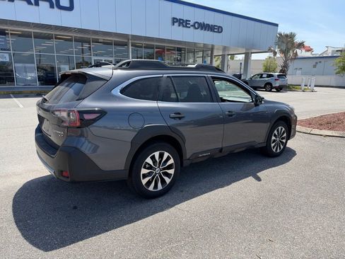 Used 2024 Subaru Outback Limited XT AWD/4WD image 3