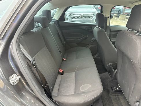 Used 2016 Ford Focus S FWD image 18