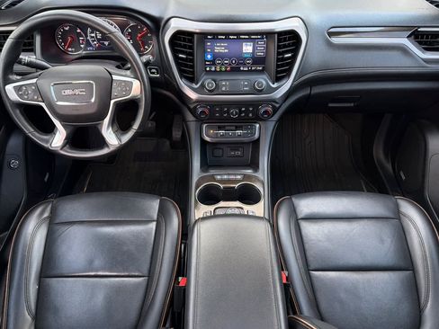 Used 2022 GMC Acadia AT4 w/ Technology Package image 3