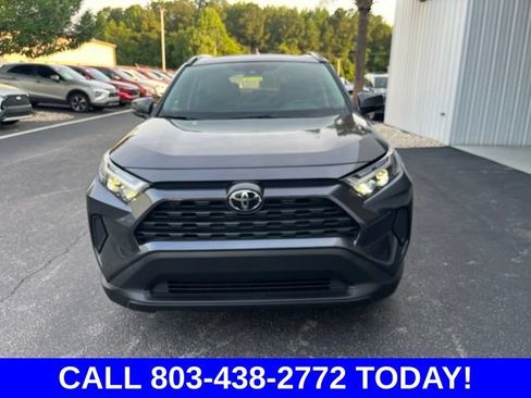 Used 2025 Toyota RAV4 XLE AWD/4WD image 37