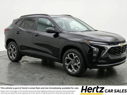 Used 2025 Chevrolet Trax LT