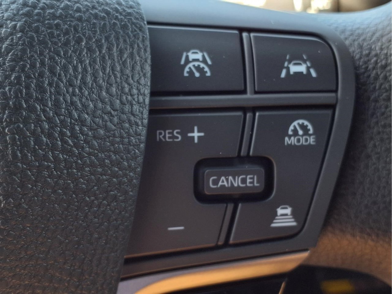 Used 2026 Toyota Camry LE w/ Convenience Package FWD image 22