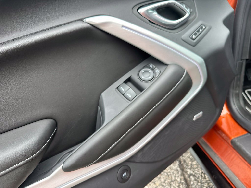 Used 2022 Chevrolet Camaro SS RWD image 15
