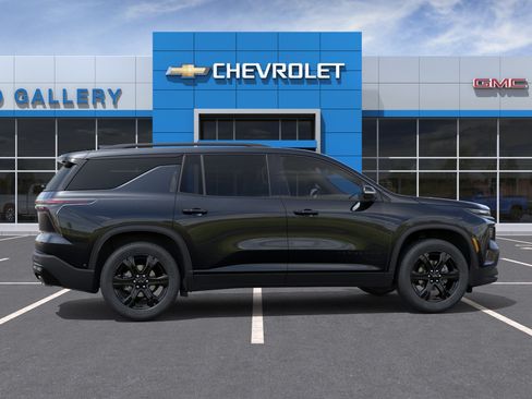 New 2027 Chevrolet Traverse LT w/ Midnight/Sport Edition FWD image 6