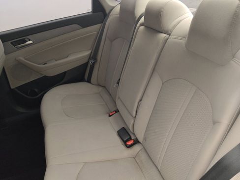 Used 2018 Hyundai Sonata SEL FWD image 18