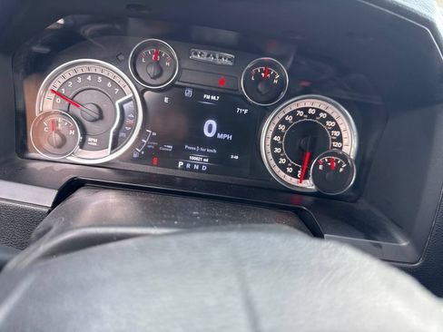 Used 2015 RAM 1500 Laramie w/ Convenience Group AWD/4WD image 8