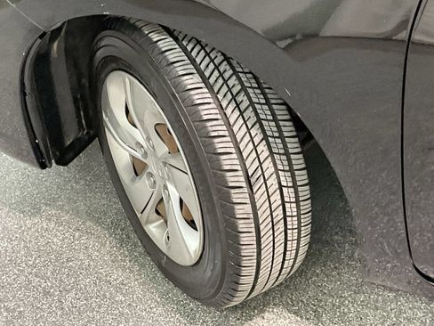 Used 2015 Honda Civic LX image 29