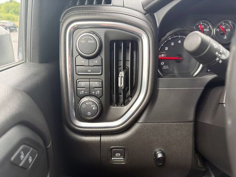 Used 2021 Chevrolet Silverado 2500 LT w/ Fleet Comfort Package AWD/4WD image 16