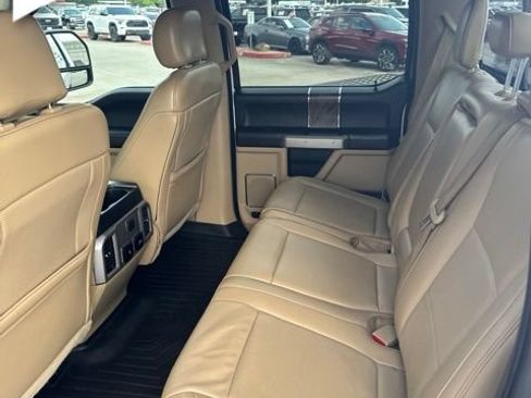 Used 2019 Ford F250 Lariat w/ Lariat Value Package AWD/4WD image 11