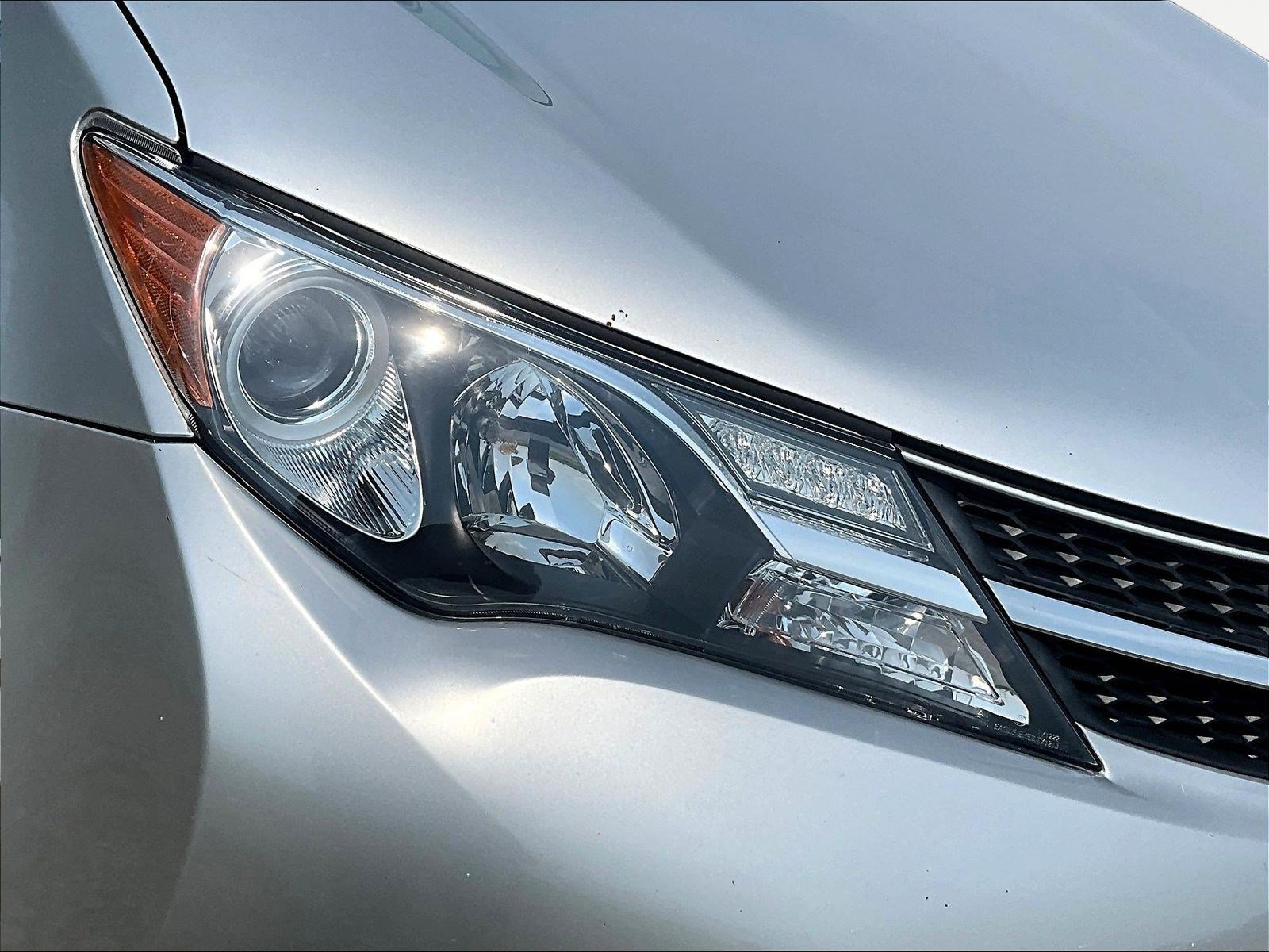 Used 2014 Toyota RAV4 XLE FWD image 31