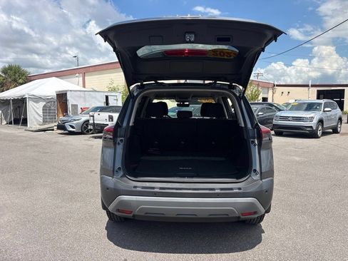 Used 2022 Nissan Rogue SV FWD image 14
