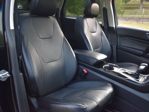 Used 2018 Ford Edge Titanium w/ Equipment Group 301A image 13
