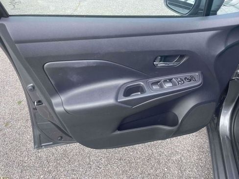 Used 2025 Nissan Versa SV w/ Trunk Package FWD image 18