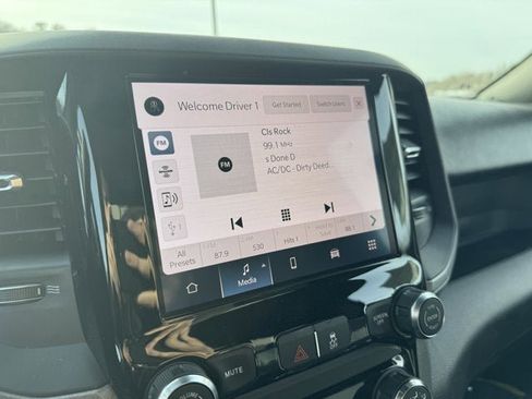 New 2026 RAM 3500 Tradesman w/ Chrome Appearance Group A AWD/4WD image 20