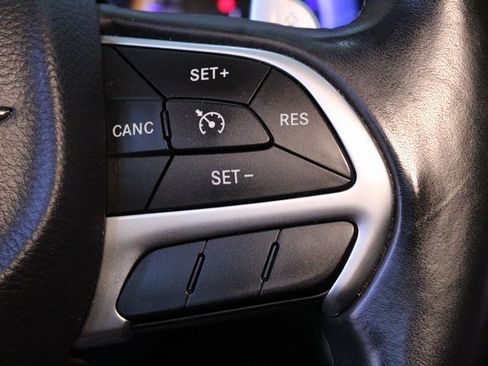 Used 2016 Chrysler 200 C w/ Sun & Sound Group image 22