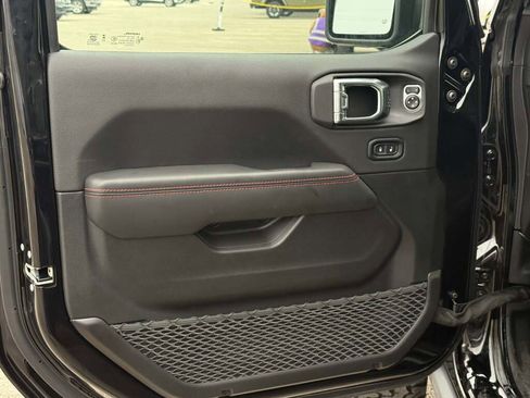 New 2026 Jeep Wrangler Unlimited Rubicon image 19