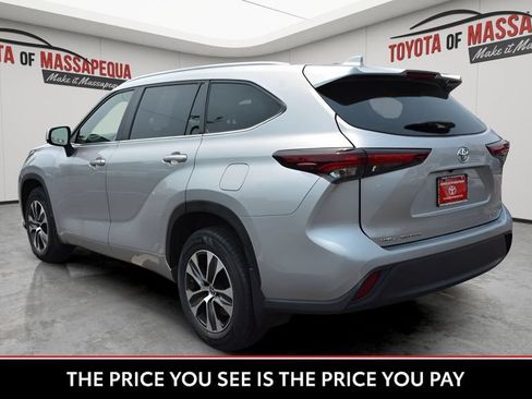 Certified 2024 Toyota Highlander XLE AWD/4WD image 4