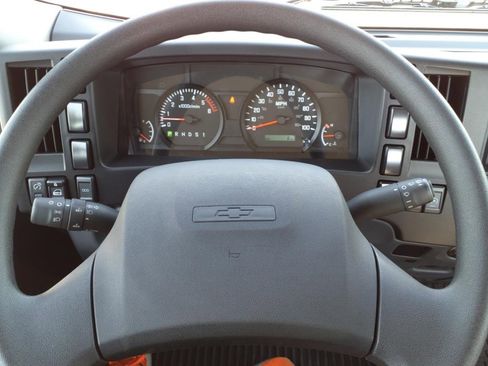 New 2025 Chevrolet Low Cab Forward image 18
