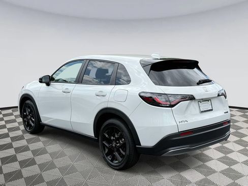 Used 2024 Honda HR-V Sport image 4