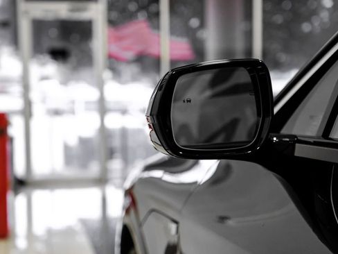 Used 2024 Cadillac Lyriq Tech w/ Driver Assist Package image 47