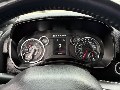 Used 2024 RAM 2500 Big Horn AWD/4WD image 16