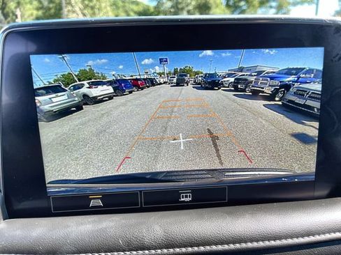 Used 2021 Chevrolet Tahoe LT AWD/4WD image 23