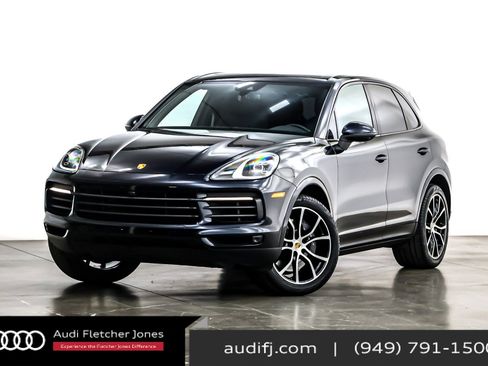 Used 2022 Porsche Cayenne Platinum Edition image 1