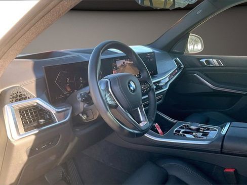 Used 2025 BMW X5 xDrive40i image 12