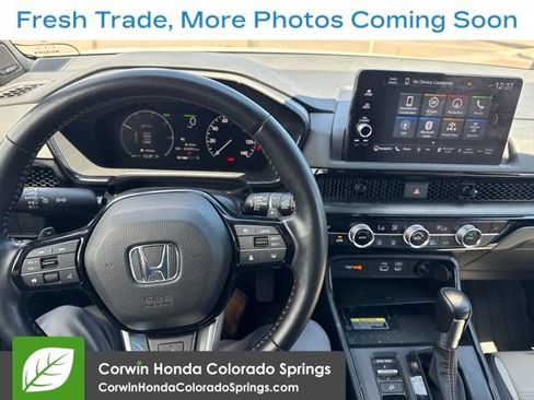 Used 2025 Honda CR-V Sport Touring image 11