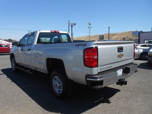 Used 2017 Chevrolet Silverado 2500 W/T AWD/4WD image 7