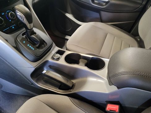 Used 2015 Ford Escape SE FWD image 26