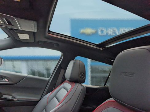 New 2026 Chevrolet Equinox RS w/ Convenience Package III FWD image 18
