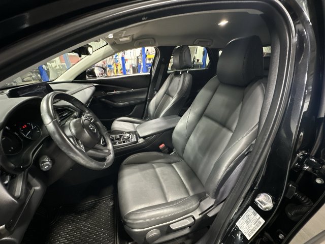 Certified 2023 MAZDA CX-30 AWD 2.5 S w/ Select Package image 17